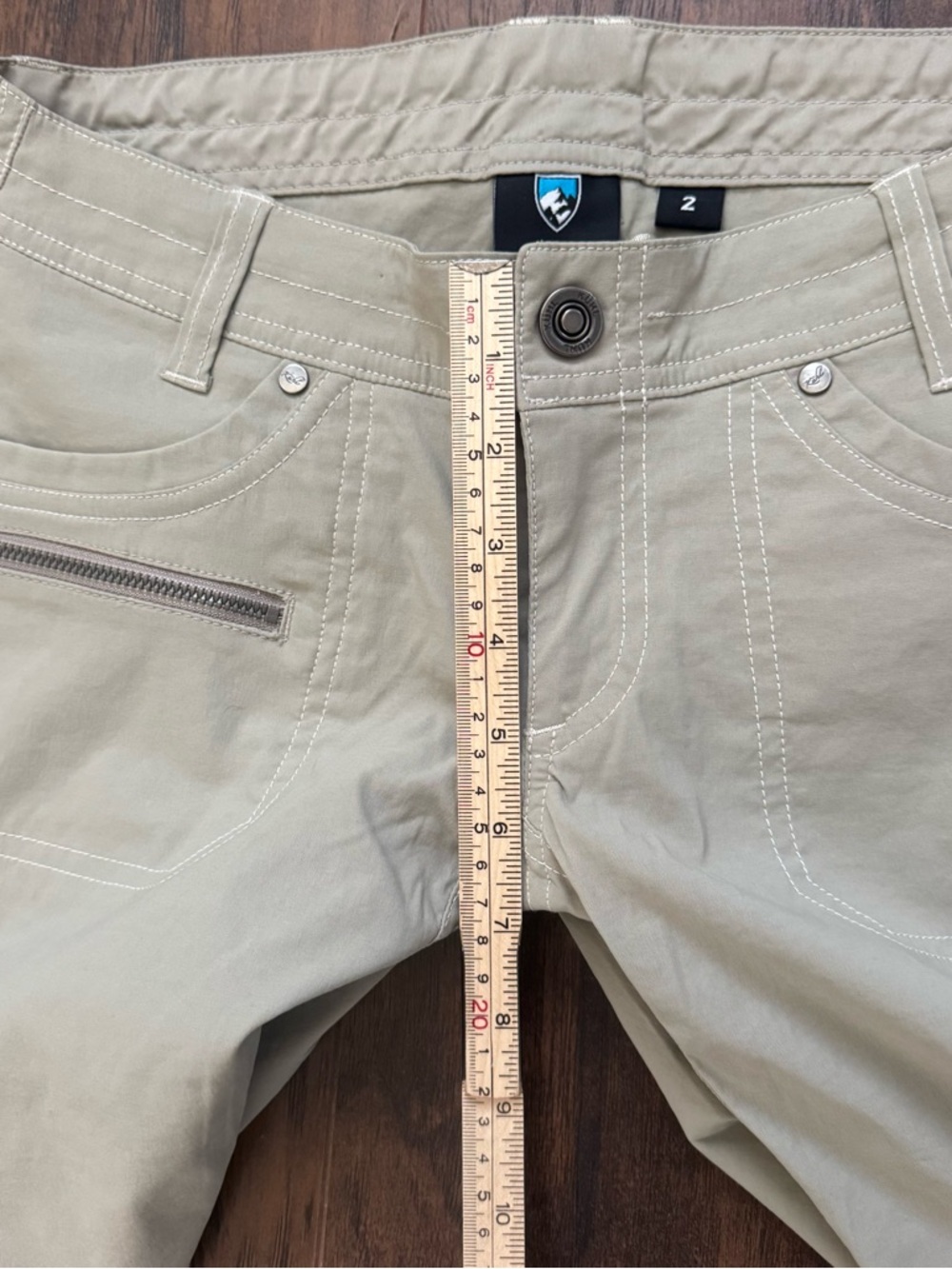 KUHL Size 2 Tan Kliffside Air Rollup Shorts - Picture 8 of 10